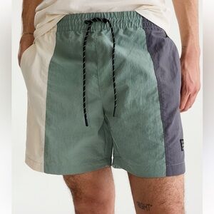 Aeropostale Colorblocked Kickback Jogger Shorts 6.5" XS